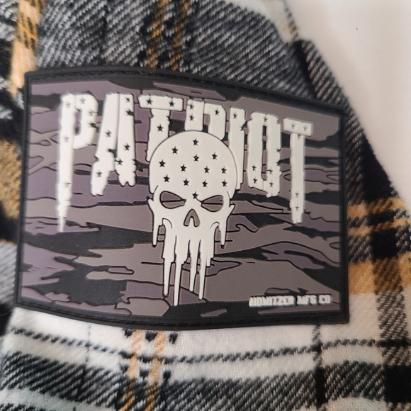 Howitzer Mens Medium Button Down Flannel Punisher We The People Patriot Military - Picture 5 of 10